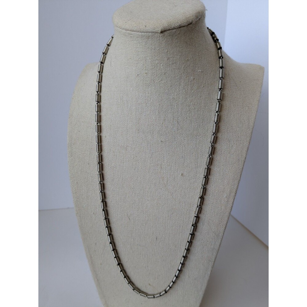 Silvertone Tubular Link Necklace